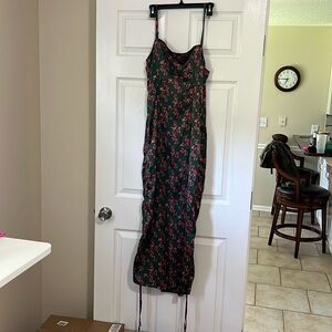 Nasty Gal size 8 bodycon ruched green dress for going out, adjustable length